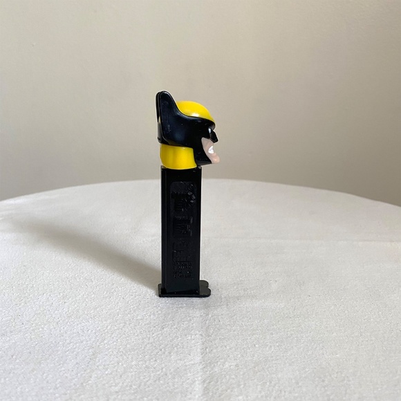 1999 Vintage Wolverine Pez Dispenser - Picture 4 of 6